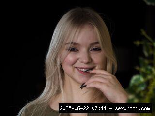 Bloejob, Natural, Stockings, Tatoo, Shaved, Long Nails, Twerk, Asmr, Sph, Joi, Snaps.