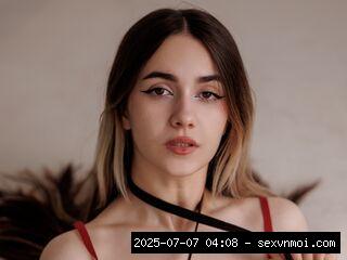 Couples Kissing Live Cam, Natural, Stockings, Tatoo, Leather, Piercing, Shaved, Long Nails, Twerk, As.