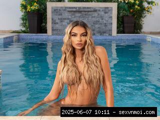 Live Chat Naked Women, Latex, Tatoo, High Heel, Leather, Piercing, Shaved, Long Nails, Twerk, Asmr.