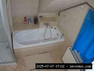 Live Webcam Boobs, Shower, Hd, Voyeur, Smoking, Sexwebcam, Pov, No Drinking, Julmodels House, .