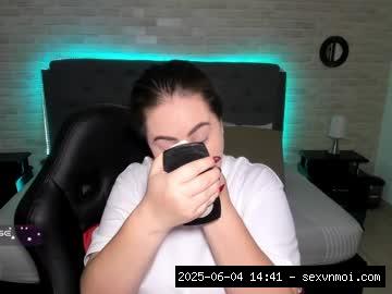 Gura Naked Pic, Naked, Bigass, 18, Latina, Pregnant.