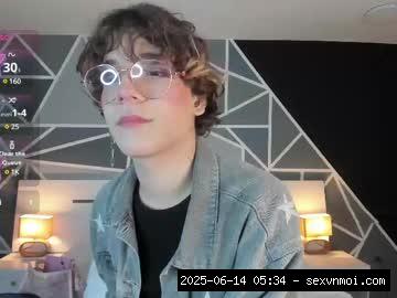 Chicos Gay Follando, Gay, Latino, Young, Twink, Femboy.